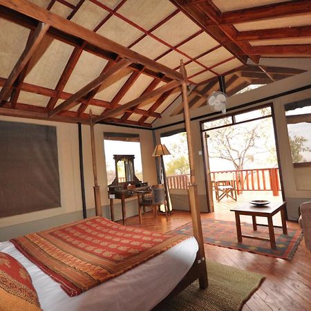 Elephant Rock Luxury Camp Tarangire Kaiti Zimmer foto